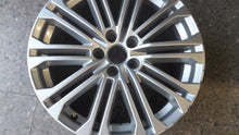 Load image into Gallery viewer, 1x Alufelge 18 Zoll 8.0&quot; 5x112 8W0601025EE Audi A4 Rim Wheel