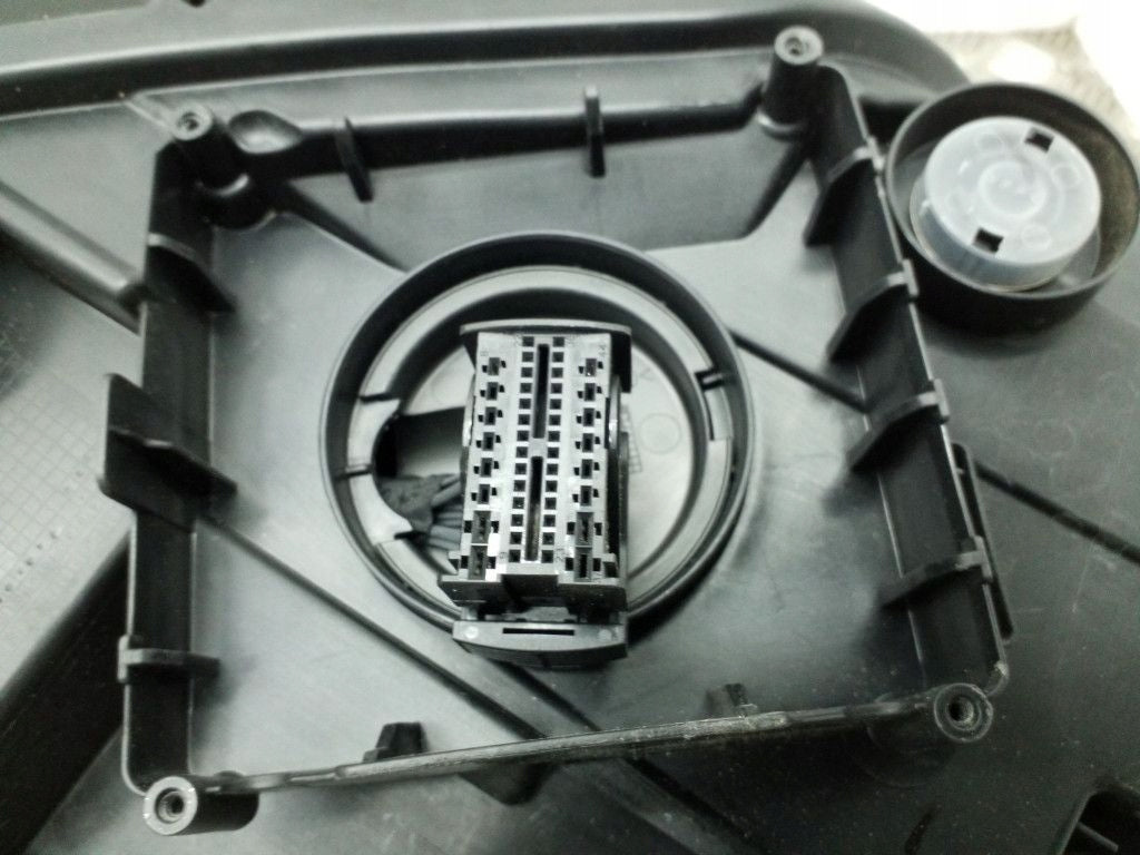 Frontscheinwerfer VW Golf Sportsvan 517941081 90141152 Links Headlight SCH9497477210wy