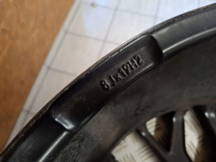 1x Alufelge 19 Zoll 8.0" 5x108 50ET Matt Schwarz APR9KHKA50 Rim Wheel FEL9392378896fz