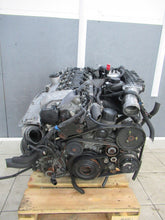 Laden Sie das Bild in den Galerie-Viewer, Motor Jeep Mercedes-Benz Sprinter 647961 2.7 CDI 215TKm Diesel Engine Komplett