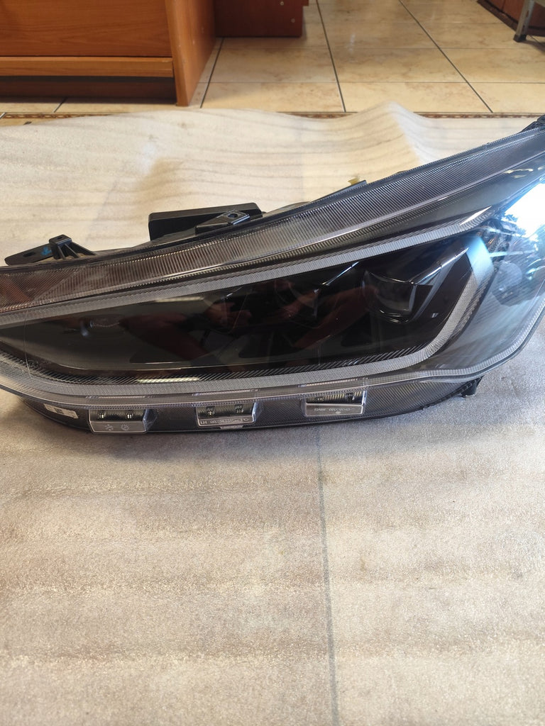 Frontscheinwerfer Ford Focus NX7B13E017AK Links Scheinwerfer Headlight SCH3378881532tb