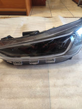 Laden Sie das Bild in den Galerie-Viewer, Frontscheinwerfer Ford Focus NX7B13E017AK Links Scheinwerfer Headlight SCH3378881532tb