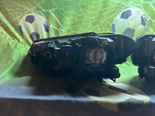 Load image into Gallery viewer, Frontscheinwerfer VW 5TB941006A 5TB941005A Ein Satz Scheinwerfer Headlight SCH7191349012rg