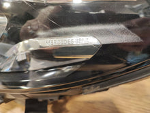 Laden Sie das Bild in den Galerie-Viewer, Frontscheinwerfer Mercedes-Benz W246 W242 A2469062601 Links Headlight SCH7628773290kh