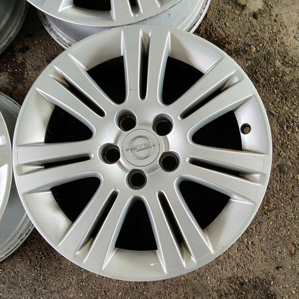 4x Alufelge 16 Zoll 6.5" 5x110 39ET Glanz Silber Opel Rim Wheel FEL1507553961ay
