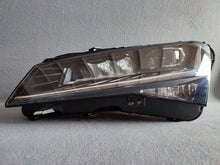 Laden Sie das Bild in den Galerie-Viewer, Frontscheinwerfer Skoda Superb III 3V1941015D LED Links Scheinwerfer Headlight SCH3817773872fn