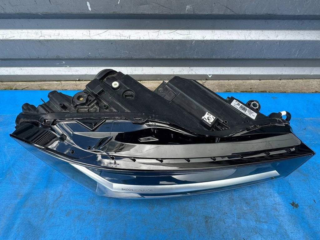 Frontscheinwerfer Skoda Superb 3P1941016 L9916409000VA40261 LED Rechts Headlight SCH4771588953sy