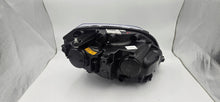 Laden Sie das Bild in den Galerie-Viewer, Frontscheinwerfer Mercedes-Benz A2048208859 Xenon Links Scheinwerfer Headlight SCH2064198205yp