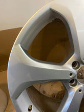 Load image into Gallery viewer, 1x Alufelge 20 Zoll 9.0" 5x112 A204401060 Mercedes-Benz X204 W204 Rim Wheel FEL2028040531ub