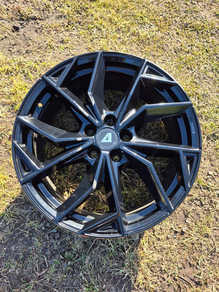 1x Alufelge 19 Zoll 8.0" 5x114.3 50ET Glanz Schwarz Rim Wheel FEL2264584582yy