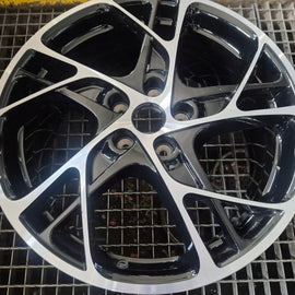 1x Alufelge 19 Zoll 8.5