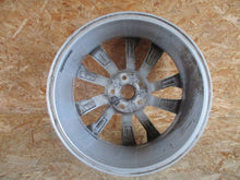 Laden Sie das Bild in den Galerie-Viewer, 1x Alufelge 18 Zoll 7.0" 5x112 45ET 57A601025AS Skoda Karoq Rim Wheel FEL1433830421vd