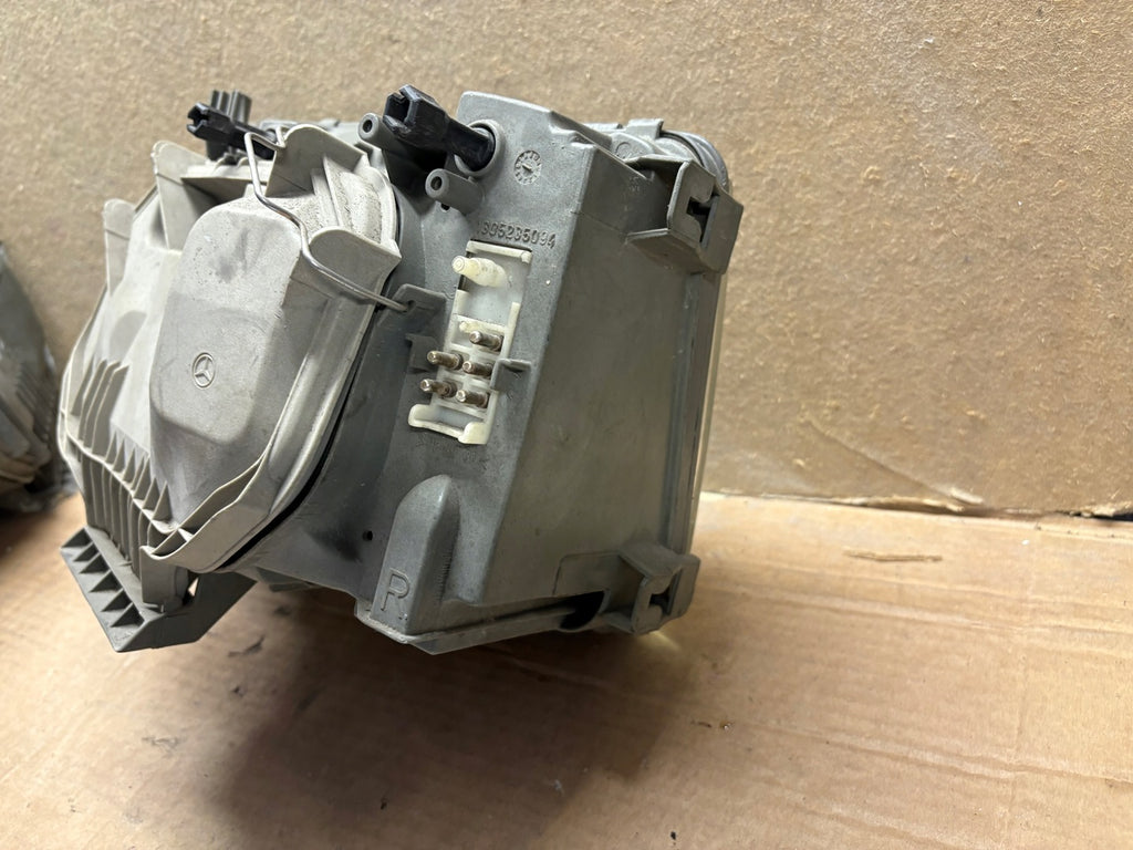 Frontscheinwerfer Mercedes-Benz W124 1248208659 Rechts Scheinwerfer Headlight SCH8723732878rn