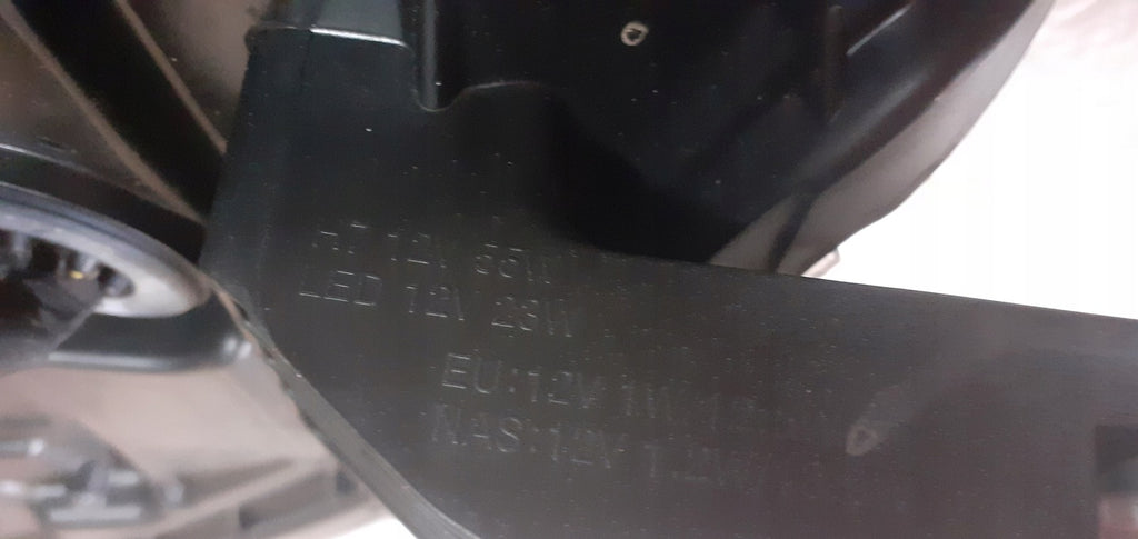 Frontscheinwerfer Mitsubishi Outlander III 4BX158301C8 LED Rechts Headlight