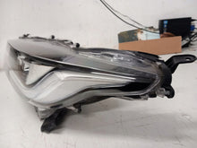 Load image into Gallery viewer, Frontscheinwerfer Toyota 4 Yaris Links Scheinwerfer Headlight