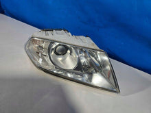 Laden Sie das Bild in den Galerie-Viewer, Frontscheinwerfer Skoda Octavia II 103419012607 Xenon Rechts Headlight SCH2624302470bp