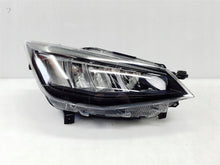 Laden Sie das Bild in den Galerie-Viewer, Frontscheinwerfer Seat Ibiza 6F1941006E Full LED Rechts Scheinwerfer Headlight
