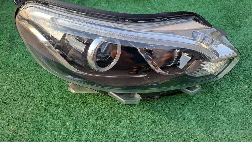 Frontscheinwerfer Toyota Proace 9808237480-00 Xenon Rechts Headlight SCH8306426032xz