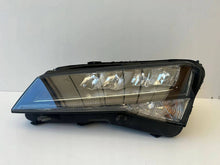 Laden Sie das Bild in den Galerie-Viewer, Frontscheinwerfer Skoda Superb III 3V1941015C Links Scheinwerfer Headlight