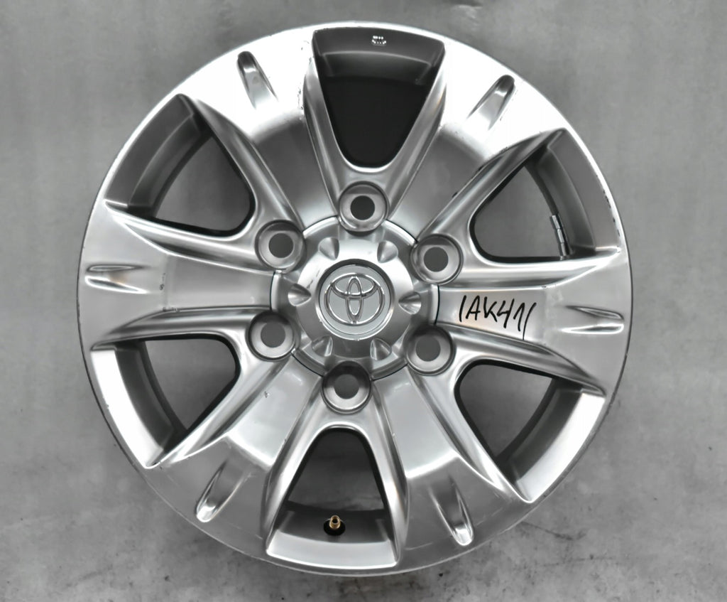1x Alufelge 15 Zoll 7.0" 6x139.7 30ET Glanz Silber PZ0400K005 Toyota Hilux FEL5018955860ug