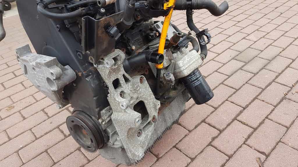 Motor VW Touran BSX 2.0 109PS 80kW 132TKm 2006 Benzin Engine Unkomplett