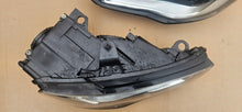 Laden Sie das Bild in den Galerie-Viewer, Frontscheinwerfer Audi A3 8V0941005 8V0941006 Xenon Ein Satz Headlight SCH7775003102xz