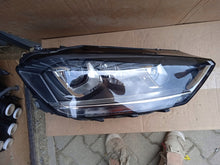 Laden Sie das Bild in den Galerie-Viewer, Frontscheinwerfer VW Sportsvan 517941032B Xenon Rechts Scheinwerfer Headlight