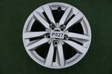 Load image into Gallery viewer, 1x Alufelge 16 Zoll 7.0" 5x108 44ET Glanz Silber 9677989577 Peugeot 308 Ii FEL2684699334ri