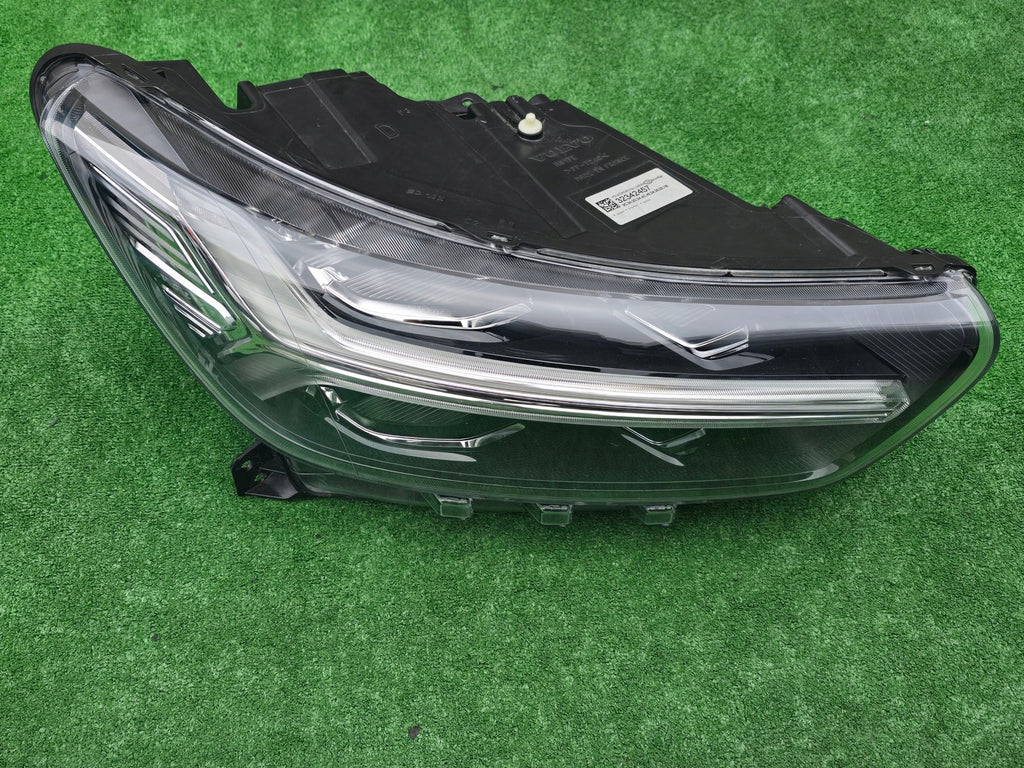 Frontscheinwerfer Volvo Xc40 32342457 Full LED Rechts Scheinwerfer Headlight SCH8110097165yq