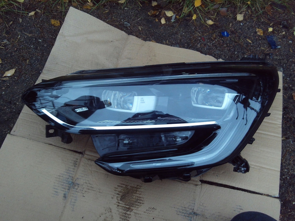 Frontscheinwerfer Renault Megane IV 260601093R FULL LED Links Headlight