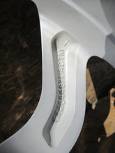 Laden Sie das Bild in den Galerie-Viewer, 1x Alufelge 16 Zoll 6.5" 4x108 20ET Opel Crossland Rim Wheel FEL9439214753df