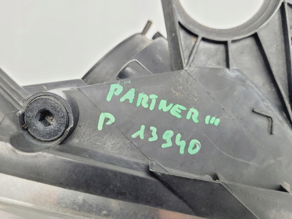 Frontscheinwerfer Peugeot Partner 9677202380 Rechts Scheinwerfer Headlight SCH6907197656rd