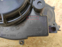 Load image into Gallery viewer, Frontscheinwerfer VW Golf Plus I 084411198L Ein Stück (Rechts oder Links) SCH7296719341xz