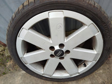 Laden Sie das Bild in den Galerie-Viewer, 1x Alufelge 18 Zoll 7.5" 5x100 32ET Glanz Silber 8N0601025T Audi Rim Wheel FEL8682422705aw