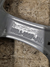 Laden Sie das Bild in den Galerie-Viewer, 1x Alufelge 15 Zoll 6.0&quot; 5x108 45ET H1BJ-1007-J1A Ford Rim Wheel