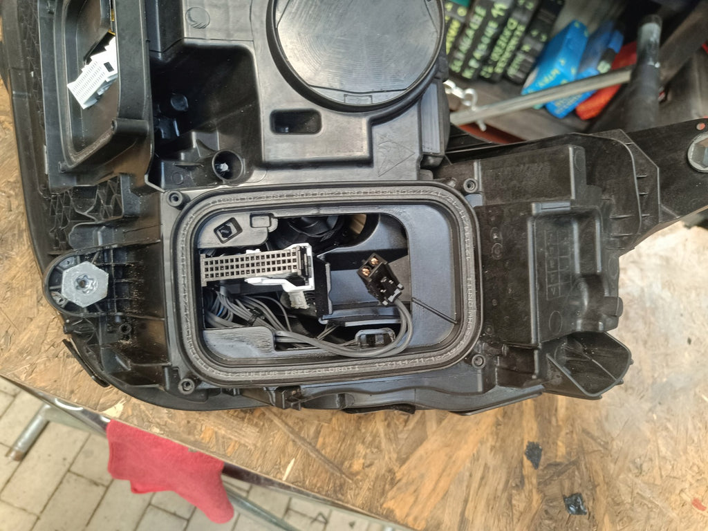 Frontscheinwerfer Mercedes-Benz W213 A2139069608 LED Rechts Headlight SCH1455089887ef