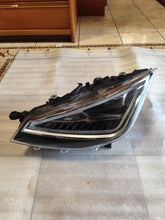 Laden Sie das Bild in den Galerie-Viewer, Frontscheinwerfer Seat Ibiza V 6F1941007H LED Links Scheinwerfer Headlight