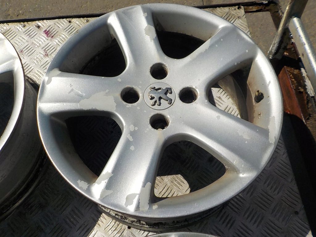 4x Alufelge 16 Zoll 6.5" 4x108 31ET Glanz Silber Peugeot Rim Wheel FEL1961020358av