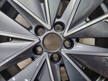Laden Sie das Bild in den Galerie-Viewer, 1x Alufelge 17 Zoll 658601025F 658601025L Skoda Scala Rim Wheel FEL7942673711cm