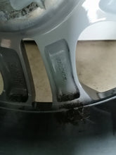 Laden Sie das Bild in den Galerie-Viewer, 1x Alufelge 16 Zoll 5.5&quot; 4x100 40ET Graphit 9965445560 Mazda 2 Rim Wheel