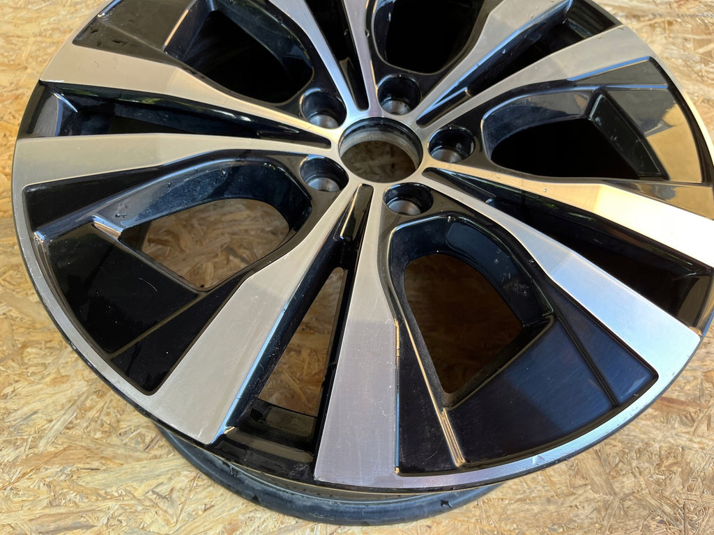 1x Alufelge 18 Zoll 7.5" 5x108 50,5ET 32209452 Volvo Xc60 Ii Rim Wheel