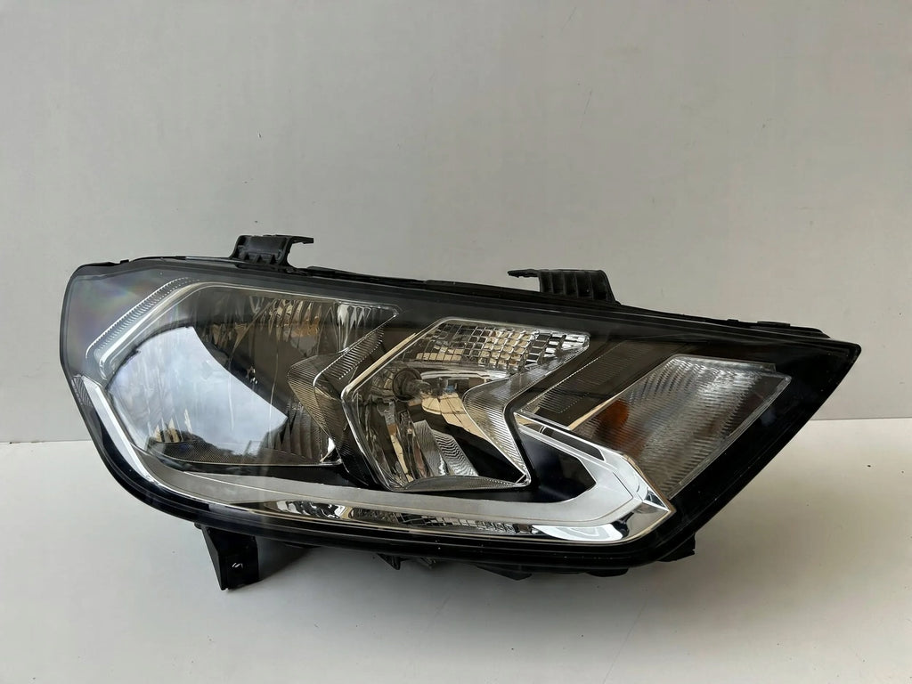 Frontscheinwerfer Audi A1 82A941004 Rechts Scheinwerfer Headlight