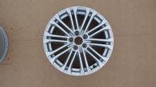 Load image into Gallery viewer, 1x Alufelge 18 Zoll 8.0&quot; 5x112 31ET 8W0601025EE Audi A4 Rim Wheel