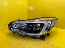 Laden Sie das Bild in den Galerie-Viewer, Frontscheinwerfer Subaru Outback 84001AL00A Xenon Links Scheinwerfer Headlight SCH7074084791ie