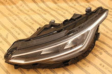 Load image into Gallery viewer, Frontscheinwerfer VW Golf VIII 5H1941005A LED Links Scheinwerfer Headlight SCH3141197777qd