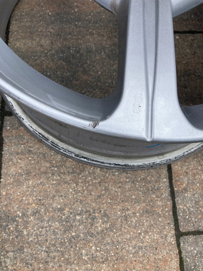 1x Alufelge 17 Zoll 6.5" 5x112 44ET Glanz Silber A1774011200 Mercedes-Benz Cla FEL8504956088nd