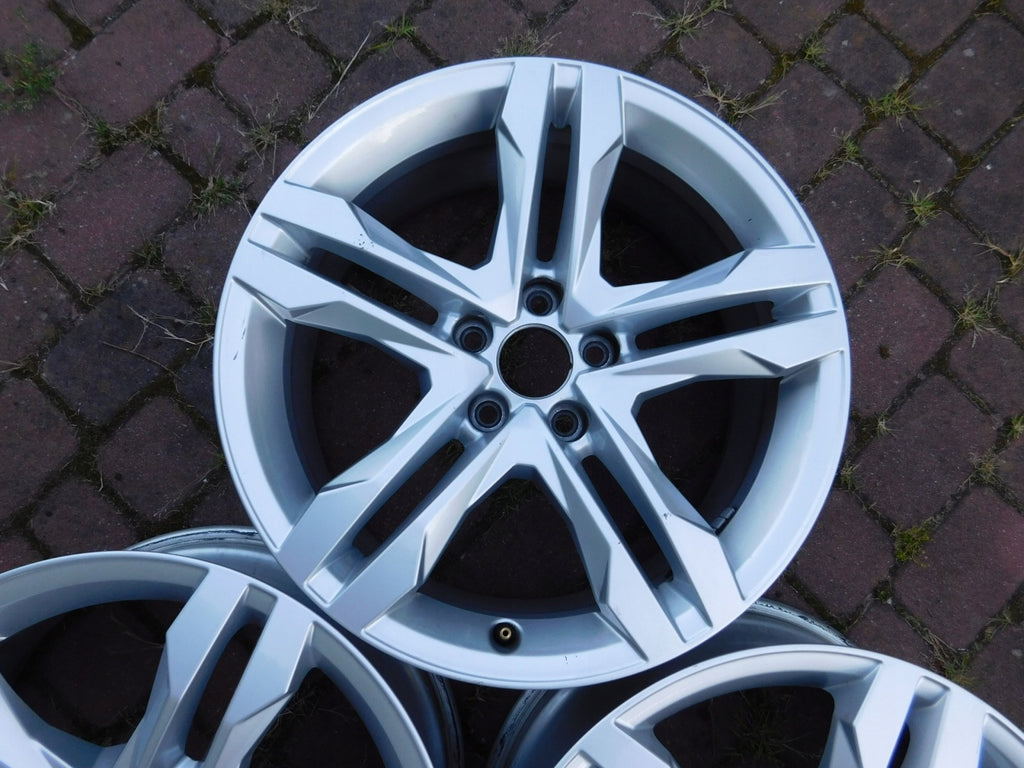 1x Alufelge 18 Zoll 7.5" 5x112 29ET Glanz Silber 8W9601025B Audi A4 B9 Rim Wheel FEL2299764834ww