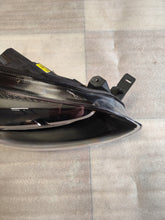 Load image into Gallery viewer, Frontscheinwerfer Ford Fiesta I N1BB13E014AE Rechts Scheinwerfer Headlight SCH9857505318ur