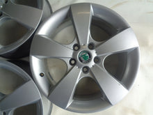 Load image into Gallery viewer, 4x Alufelge 17 Zoll 7.0" 5x112 54ET Glanz Silber 1Z0601025D Skoda Octavia I FEL3494021146en