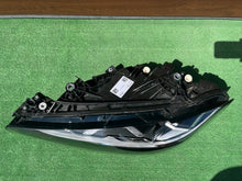 Laden Sie das Bild in den Galerie-Viewer, Frontscheinwerfer BMW 4 G22 G23 G26 5A3B2F3 85122000 Links Headlight SCH9440279089fw